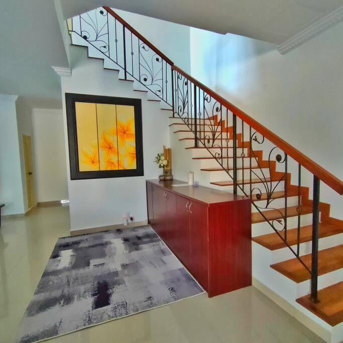 3 Storey Swimming Pool&Projector House Setia Alam Shah Alam Ngoại thất bức ảnh